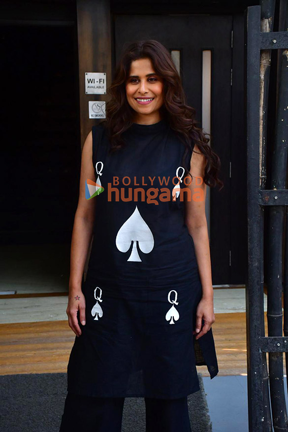 photos saie tamhankar snapped promoting matka king 6