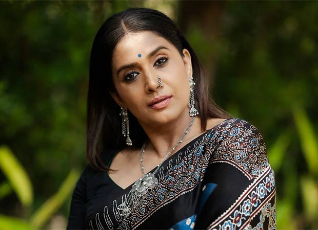 5 घंटे तक मुंबई में फंसी रहीं सोनाली कुलकर्णी, शेयर किया इमरजेंसी वीडियो: 'यह डरावना है'