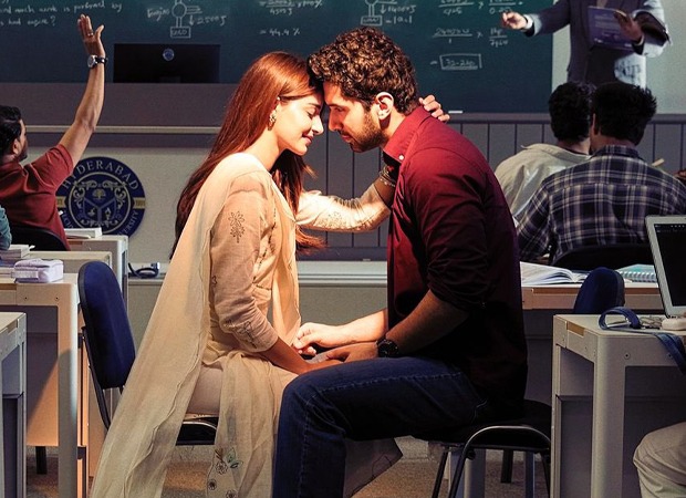 Chand Mera Dil Advance Booking: Lakshya and Ananya Panday starrer sells approx. 5,400 tickets across the Top 3 National chains Chand Mera Dil Advance Booking: Lakshya and Ananya Panday starrer sells approx. 5,400 tickets across the Top 3 National chains