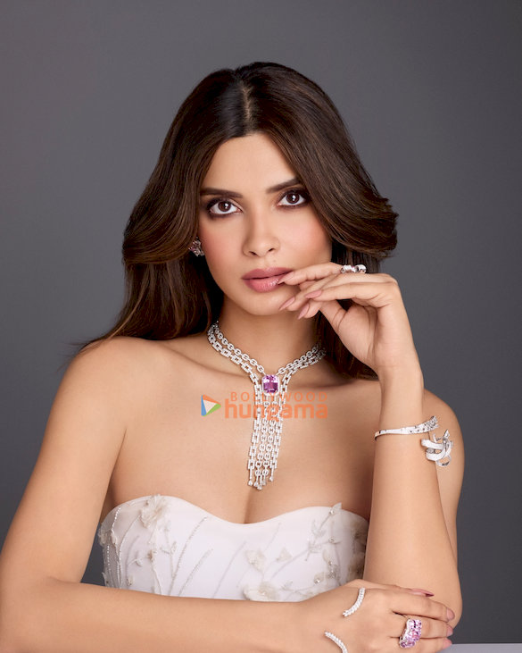 diana penty 5 61