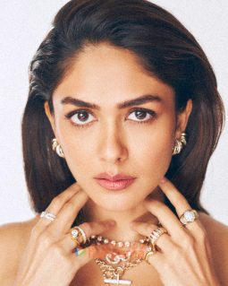 Celeb Photos Of Mrunal Thakur
