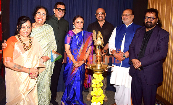 Photos: Bharat Dabholkar, Sanjeev Kapoor and others graced the 18th Newsmakers Achievers Awards 2026 Photos: Bharat Dabholkar, Sanjeev Kapoor and others graced the 18th Newsmakers Achievers Awards 2026