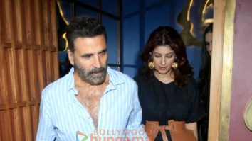 Photos: Akshay Kumar and Twinkle Khanna snapped at a restaurant in Bandra