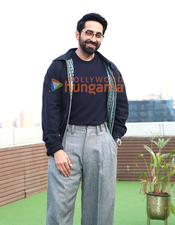 photos ayushmann khurrana rakul preet singh wamiqa gabbi and sara ali khan snapped promoting pati patni aur woh do at t series office 3