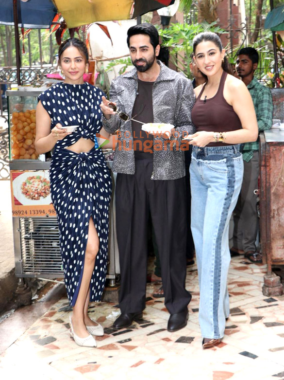 Photos: Ayushmann Khurrana, Rakul Preet Singh and Sara Ali Khan snapped promoting Pati Patni Aur Woh Do Photos: Ayushmann Khurrana, Rakul Preet Singh and Sara Ali Khan snapped promoting Pati Patni Aur Woh Do