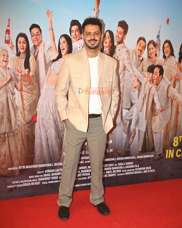 photos celebs grace the grand premiere of vaanki chuki love story 9