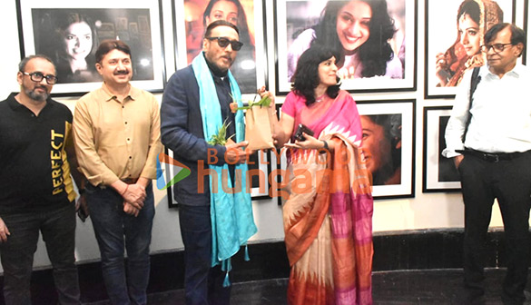 photos jackie shroff graces ngma mumbais lens legacy exhibition 4
