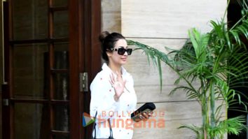 Photos: Malaika Arora snapped outside her residence in Khar