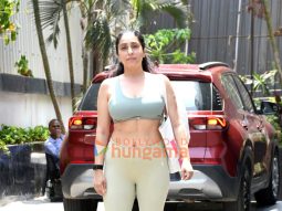 Photos: Neha Bhasin snapped at the gym in Santacruz