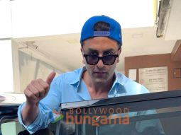 Photos: Ranbir Kapoor snapped in Bandra