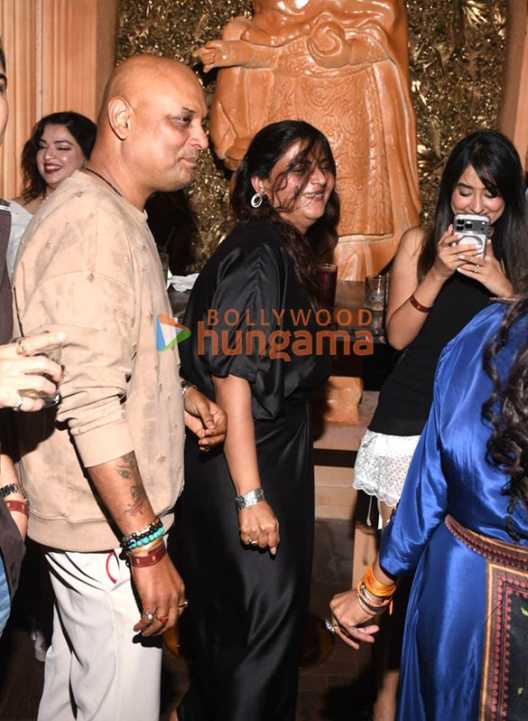 photos rupali ganguly celebrates her birthday with delnaaz irani tanishaa mukerji and others at belmarose sahara star mumbai 16