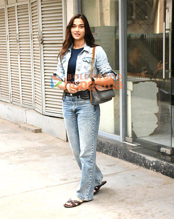 Photos: Saiee Manjrekar snapped in Bandra