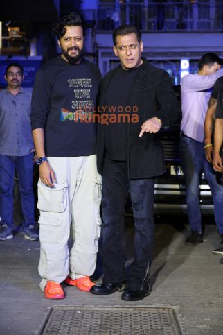 Photos: Salman Khan, Riteish Deshmukh, Genelia Deshmukh and others grace the success party of Raja Shivaji