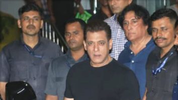 Photos: Salman Khan snapped at Hinduja Hospital in Bandra