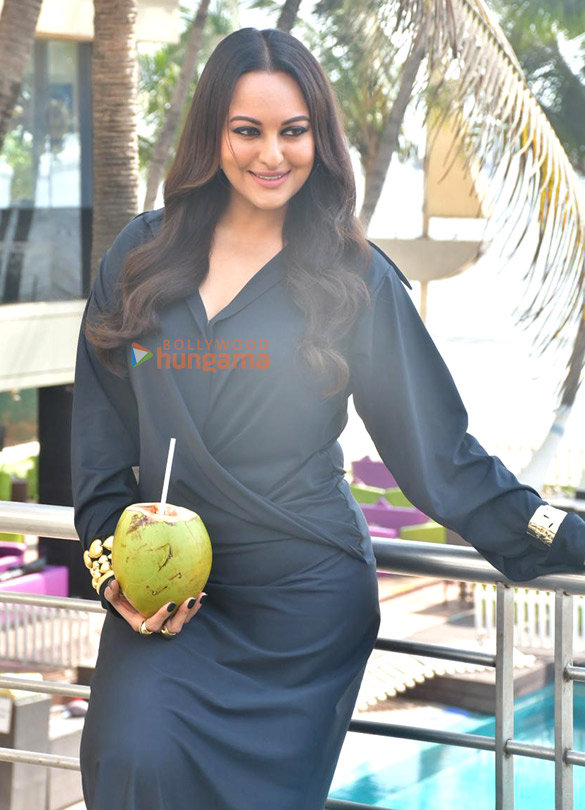 photos sonakshi sinha jyotika snapped together while promoting their film system 6
