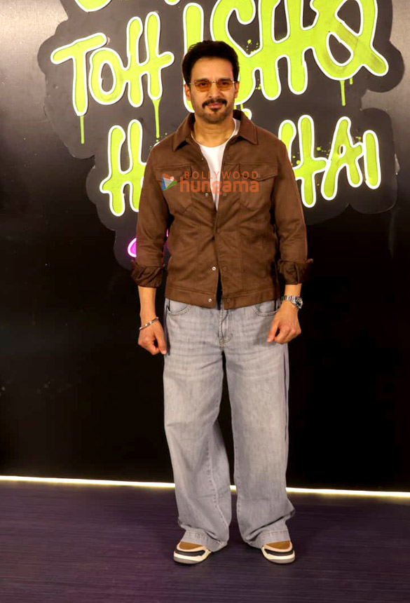 photos varun dhawan pooja hegde mrunal thakur david dhawan and others grace the trailer launch of hai jawani toh ishq hona hai 3