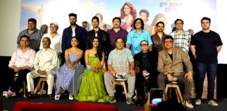 Photos: Varun Dhawan, Pooja Hegde, Mrunal Thakur, David Dhawan and others grace the trailer launch of Hai Jawani Toh Ishq Hona Hai
