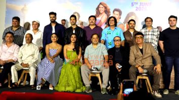 Photos: Varun Dhawan, Pooja Hegde, Mrunal Thakur, David Dhawan and others grace the trailer launch of Hai Jawani Toh Ishq Hona Hai