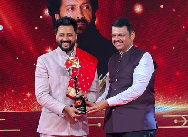 Riteish Deshmukh receives honour from CM Devendra Fadnavis for promoting Maharashtra's culture and heritage on his father's birth anniversary