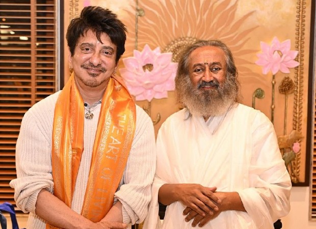 एक्सक्लूसिव: बेंगलुरु में गुरुदेव श्री श्री रविशंकर के साथ साजिद नाडियाडवाला, राजकुमार हिरानी, ​​विक्रांत मैसी, सुनील ग्रोवर की दिल छू लेने वाली मुलाकात की अंदरूनी कहानी