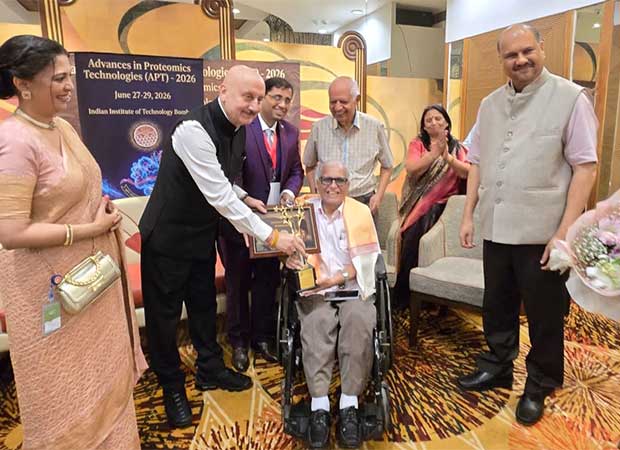 Anupam Kher gets emotional after receiving special honour from doctors: “I was completely numb”