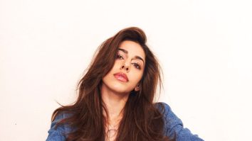 Alaya F