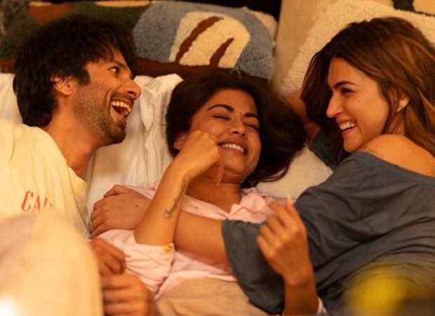Cocktail 2 Box Office: Scores a good weekend, all set for the 100 Crore Club entry Cocktail 2 Box Office: Scores a good weekend, all set for the 100 Crore Club entry