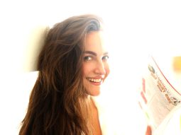 Celeb Photos Of Elli AvrRam