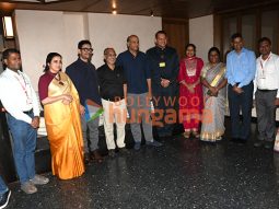 Photos: Aamir Khan and Ashutosh Gowariker celebrate 25 Years of Lagaan with India post’s special tribute