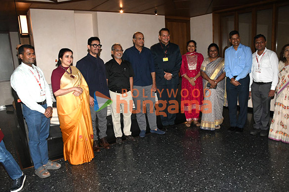 photos aamir khan and ashutosh gowariker celebrate 25 years of lagaan with india posts special tribute 8