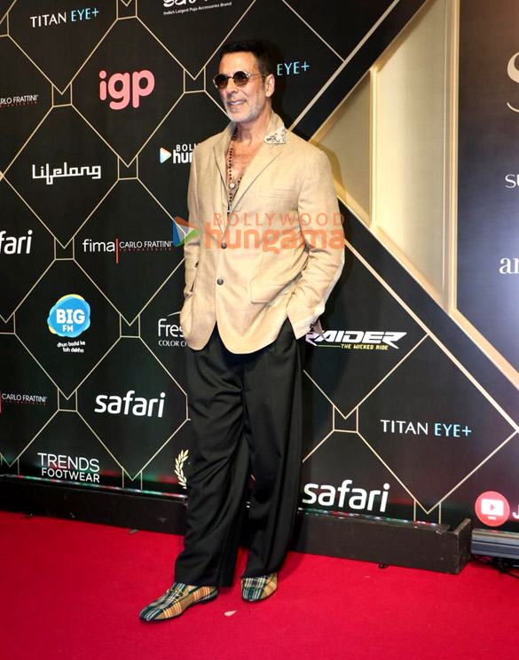 photos akshay kumar ananya panday sharvari shahid kapoor bhumi pednekar vaani kapoor arshad warsi and others grace the red carpet at bollywood hungama style icon awards 2026 1