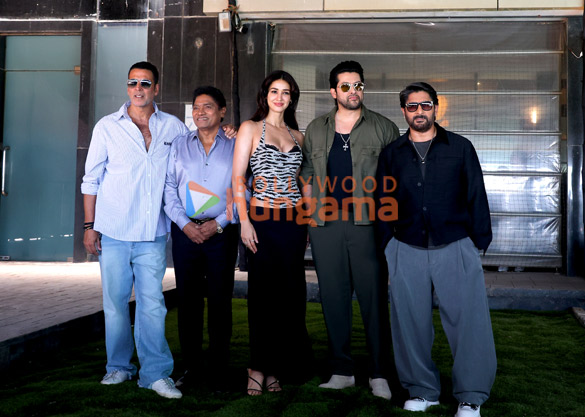 photos akshay kumar disha patani suniel shetty arshad warsi and others snapped promoting their film welcome to the jungle in juhu 2
