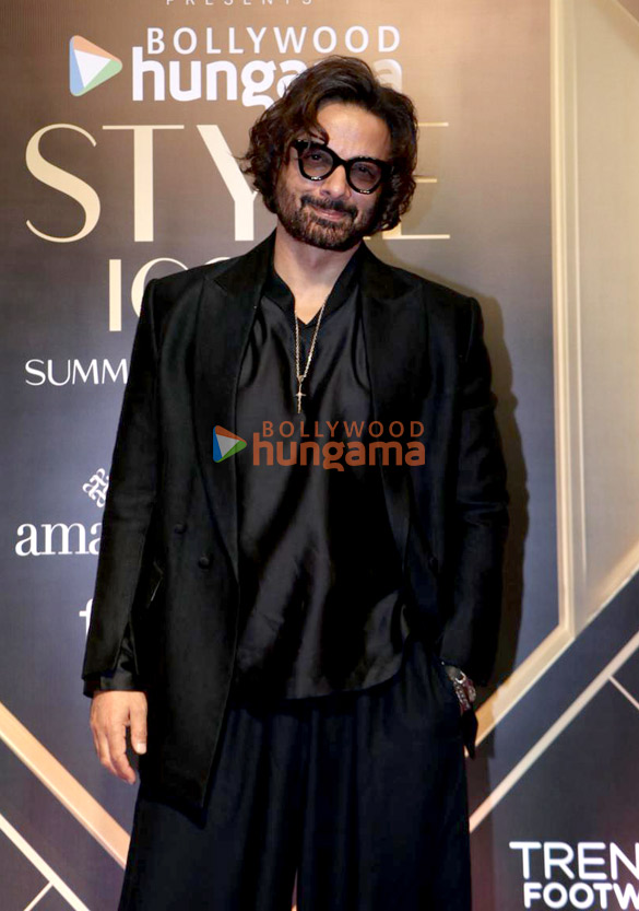 photos ananya panday sharvari shahid kapoor bhumi pednekar vaani kapoor arshad warsi and others grace the red carpet at bollywood hungama style icon awards 2026 38