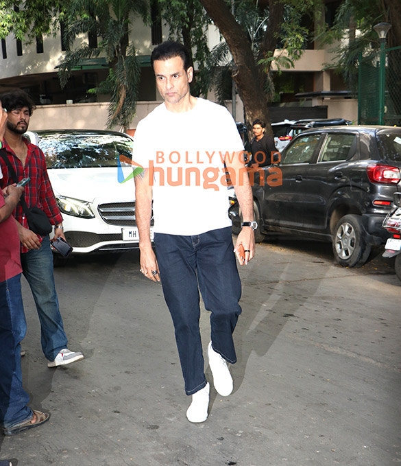 photos anil kapoor hema malini sajid nadiadwala anu malik and others attend late pahlaj nihalanis prayer meet 20