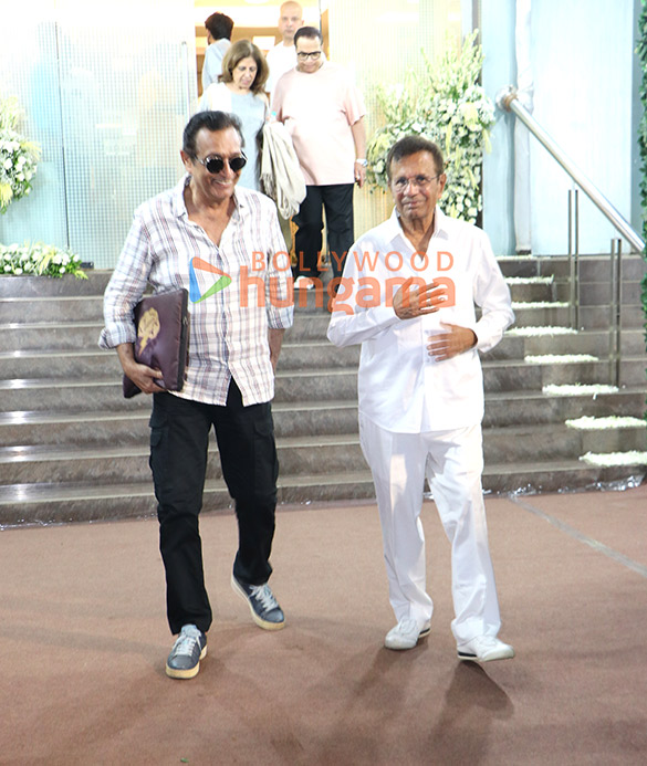 photos anil kapoor hema malini sajid nadiadwala anu malik and others attend late pahlaj nihalanis prayer meet 27