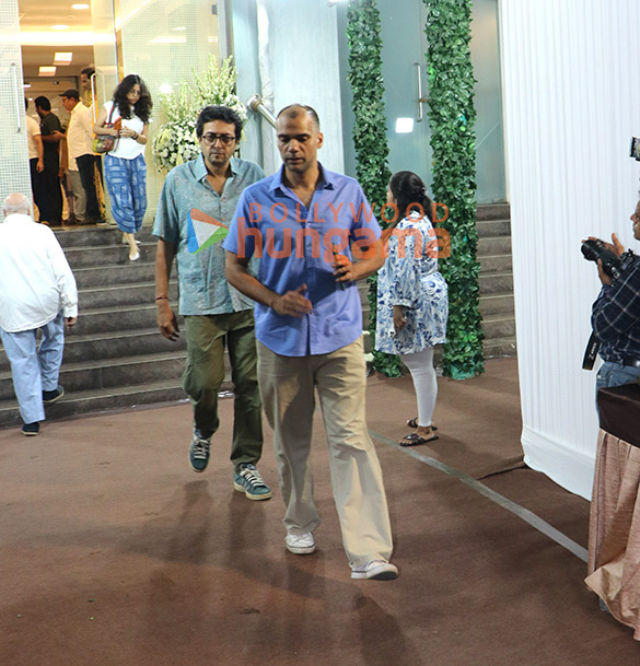 photos anil kapoor hema malini sajid nadiadwala anu malik and others attend late pahlaj nihalanis prayer meet 29