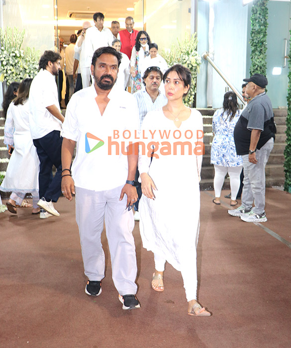 photos anil kapoor hema malini sajid nadiadwala anu malik and others attend late pahlaj nihalanis prayer meet 48