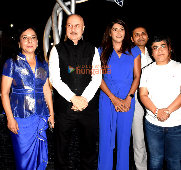 photos ashish shelar and anupam kher snapped inaugurating sangeeta babani 3