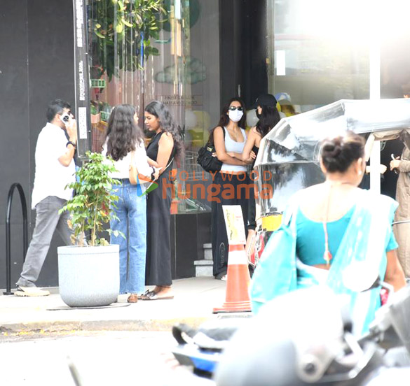 photos disha patani snapped in bandra 1 16