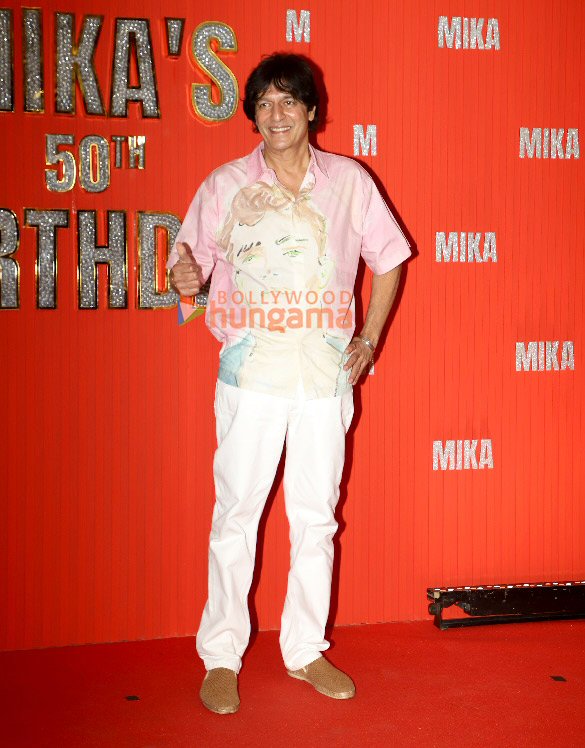 photos hema malini anupam kher sonu nigam iulia vantur and others attend mika singhs 50th birthday bash 36