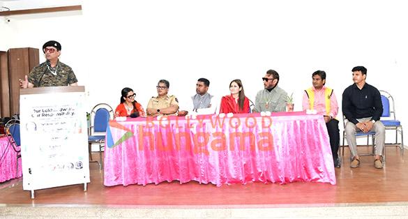 photos jackie shroff and other celebs attend an event felicitating the frontline heroes 9