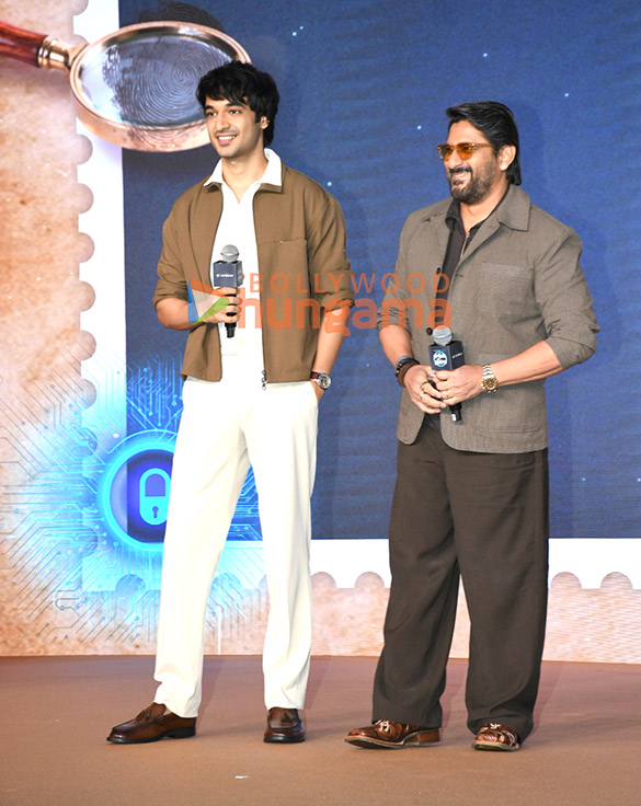 photos rajkumar hirani vir hirani vikrant massey arshad warsi mona singh and others grace the trailer launch of pritam and pedro 14