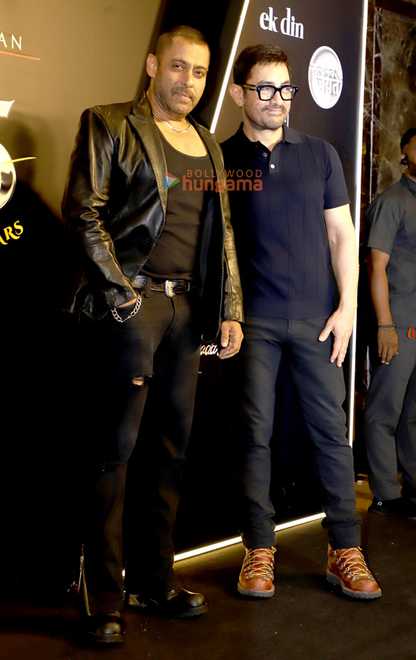 photos salman khan aamir khan kareena kapoor khan kajol and others grace the celebration of 25 glorious years of lagaan 2