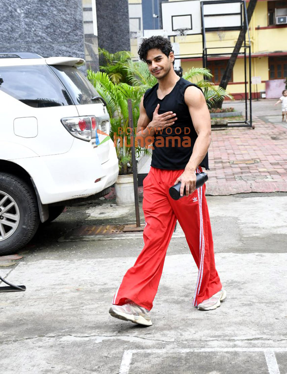 photos ishaan khatter snapped at a gym in bandra 4 5