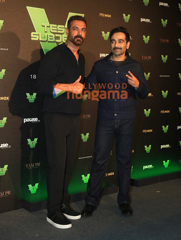 photos john abraham sonali seygall ajaz khan and others grace the test subject v preview 14