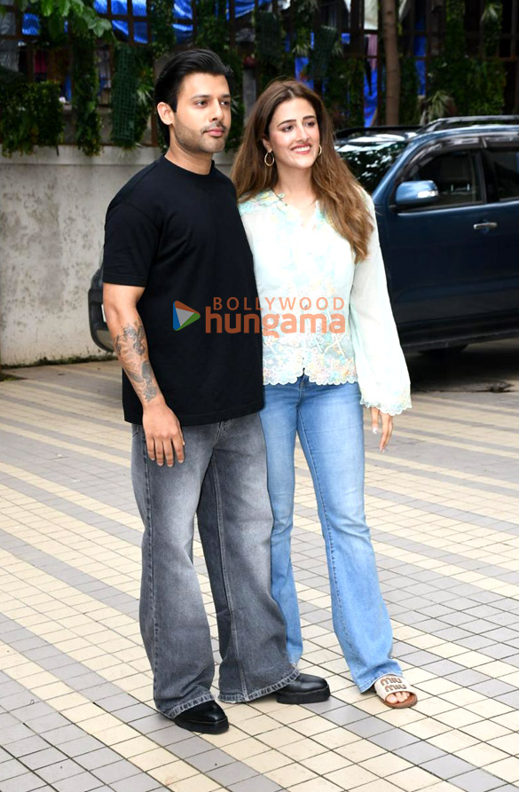 photos neha dhupia angad bedi nupur sanon and stebin ben snapped in bandra 3