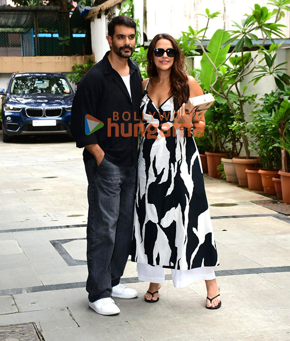 photos neha dhupia and angad bedi are on a double date with karishma tanna 2