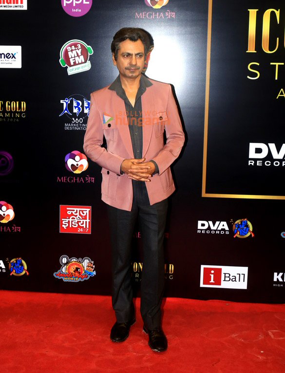 photos radhikka madan manoj bajpayee nawazuddin siddiqui jyothika anil kapoor and others grace the iconic gold streaming awards 2026 6
