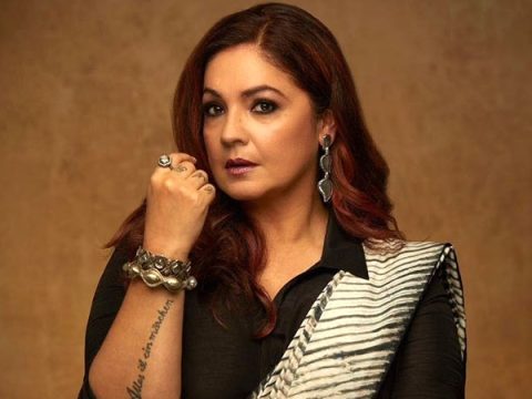 Pooja Bhatt SLAMS Delhi University’s advisory asking students to avoid Jantar Mantar protests: “Support their right to speak out” Pooja Bhatt SLAMS Delhi University’s advisory asking students to avoid Jantar Mantar protests: “Support their right to speak out”