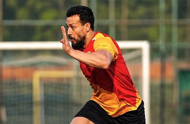 Tiger Shroff set to make professional football debut? Reports claim actor will play in 135th Durand Cup with Mumbay FC